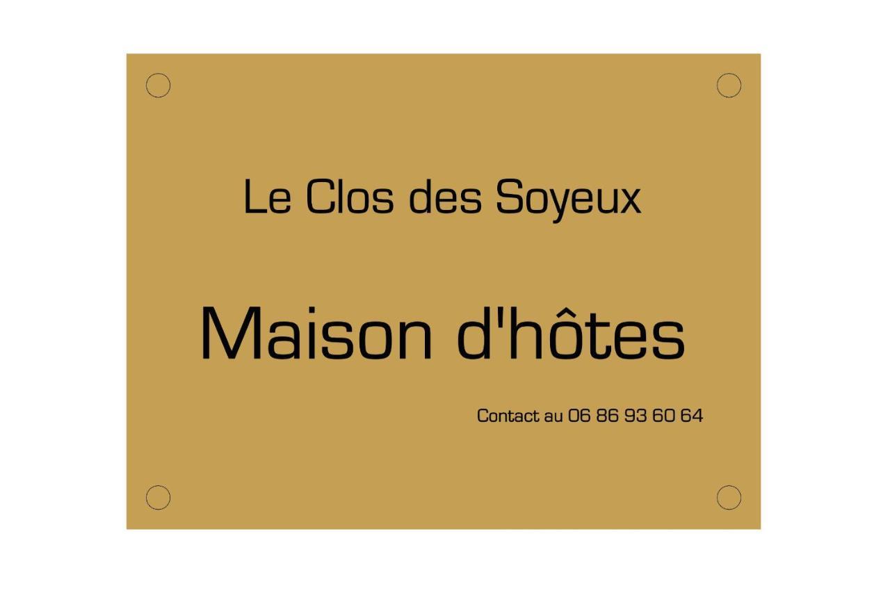 Le Clos Des Soyeux Saint-Victor-sur-Rhins Exteriör bild